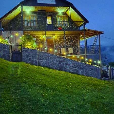 Betegi Guest House Mestia Luaran gambar