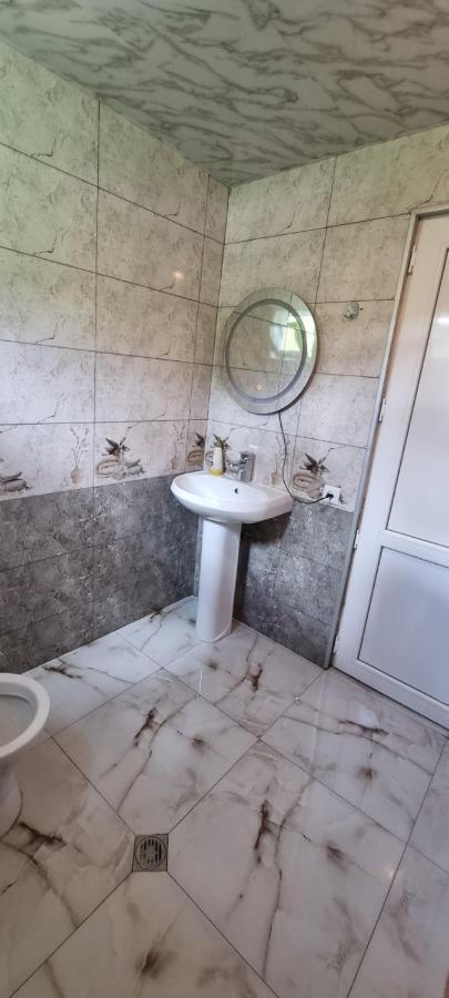 Betegi Guest House Mestia Bilik gambar